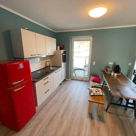 Zentrale Neubauwohnung Mit Balkon Apartment Polch