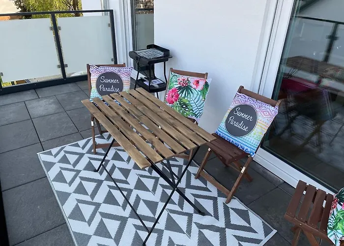 Apartamento Zentrale Neubauwohnung Mit Balkon *